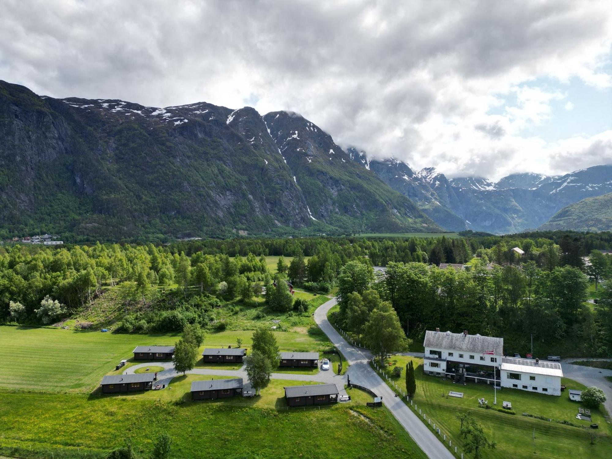 Andalsnes Hytteutleie Buitenkant foto